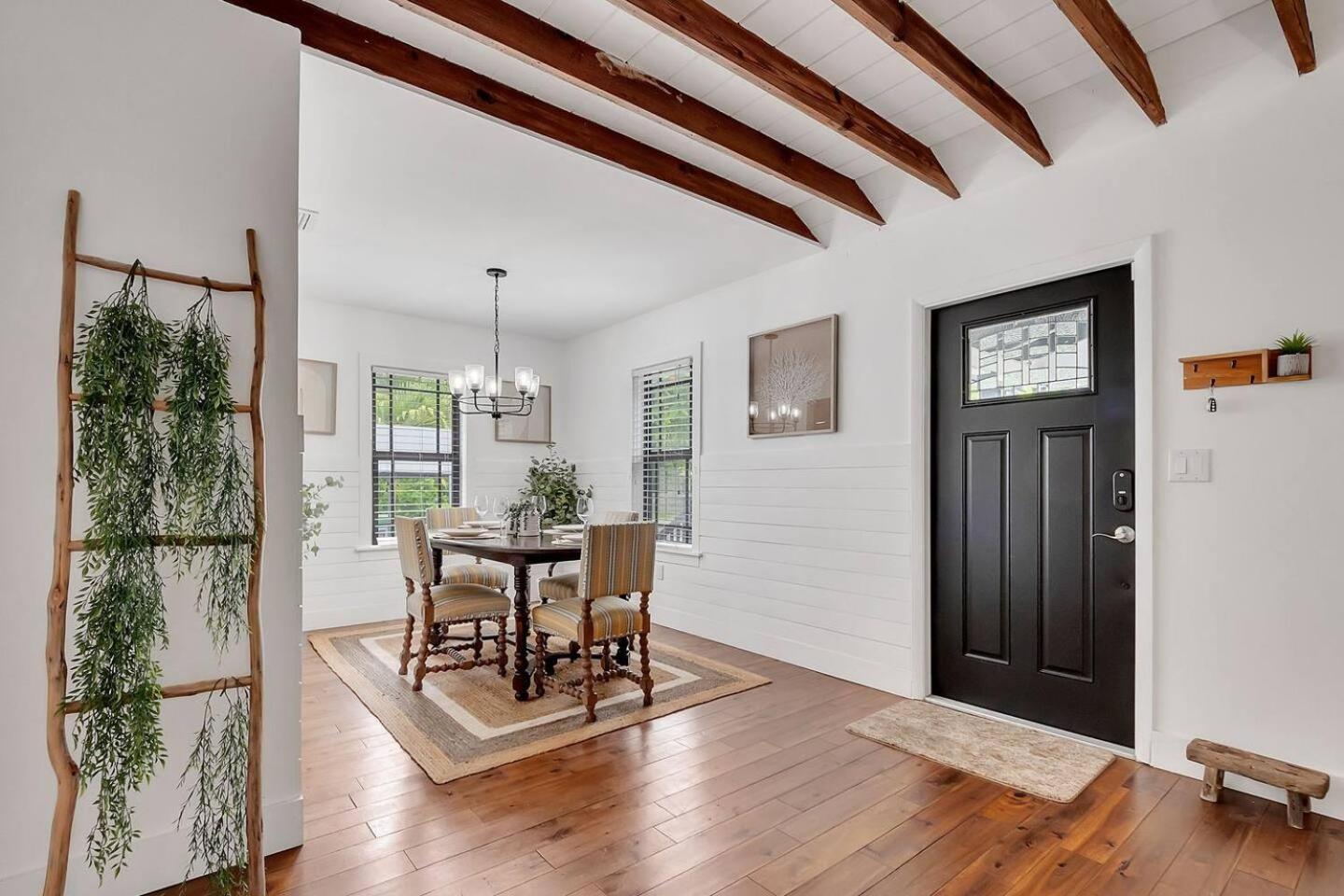 Casa Del Sol Cozy 2br Retreat 10 Mins To